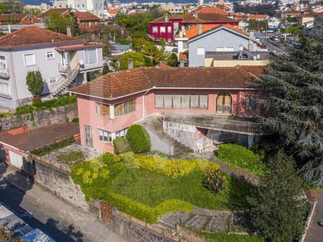 Venda moradia T4 para renovação em Campanhã 277m² Campanhã