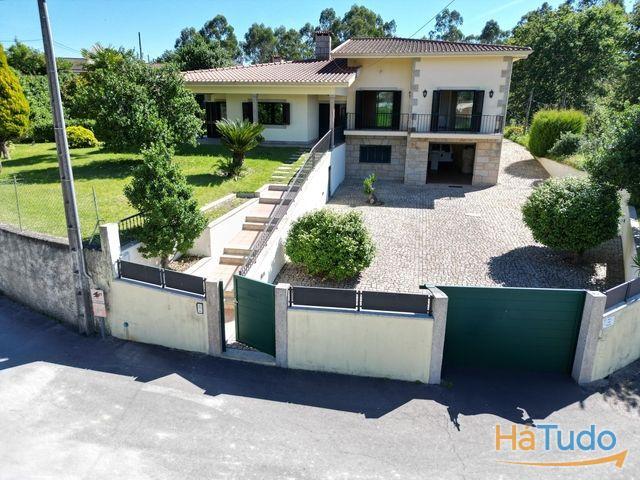 Venda Moradia T4 | 26074081261