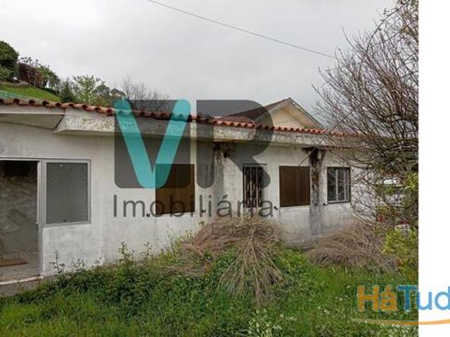 Venda Moradia T1 | 25043929848