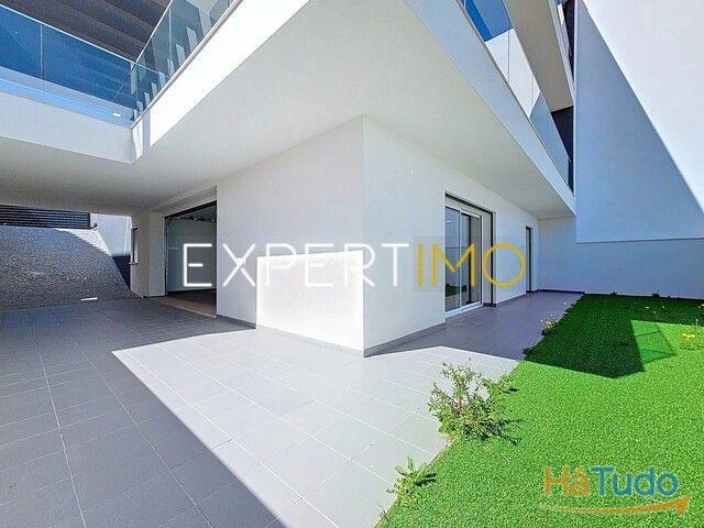 Venda Moradia T3 | 26084088094