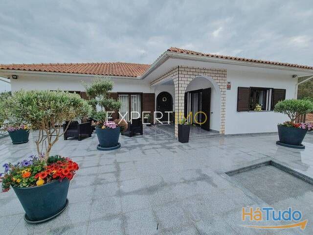 Venda Moradia T3 | 26084088191