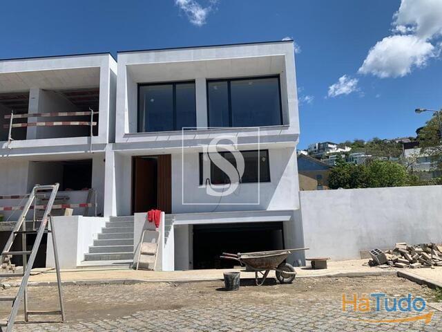 Venda Moradia T3 | 26084081284