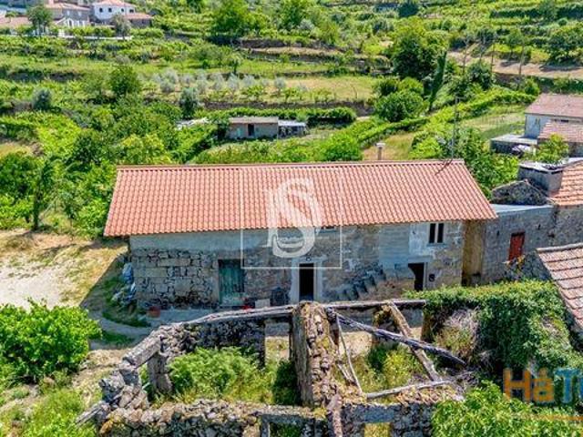 Venda Moradia T3 | 26084093006