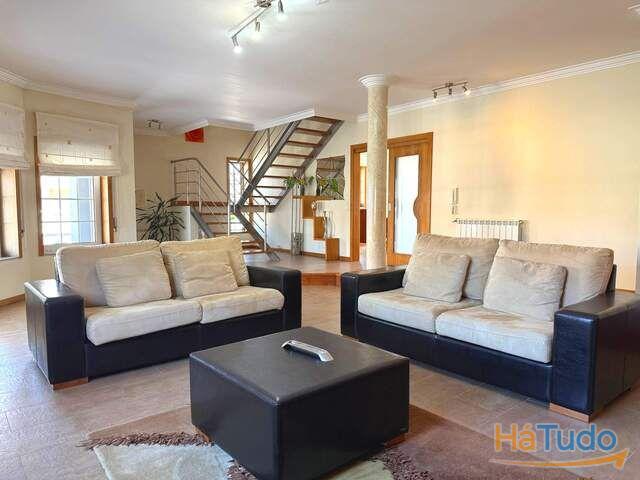 Venda Moradia | 26084094978