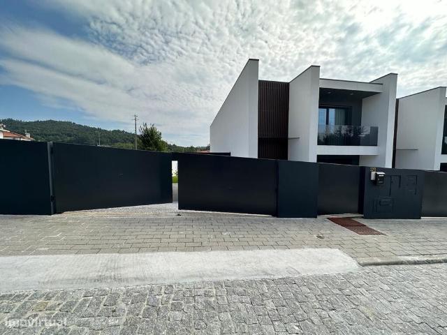 Fabulosa moradia em Silvares S. Clemente, Fafe