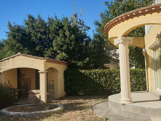 VENDARGUES centre villa 5 pièces 139 m²