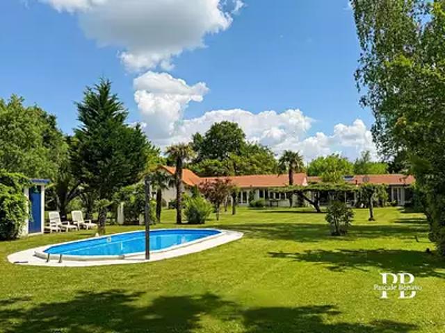 Vendays Montalivet 33930 Achat / Vente maison 9 pièces t9 piscine jardin