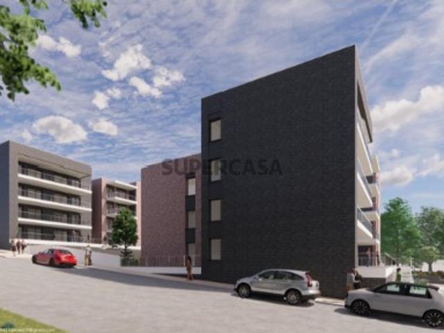 Vende T3 com terraço