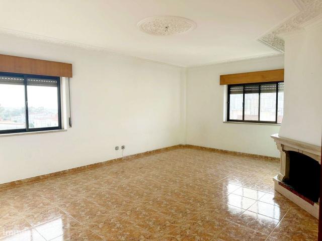 Vende T3 Queluz