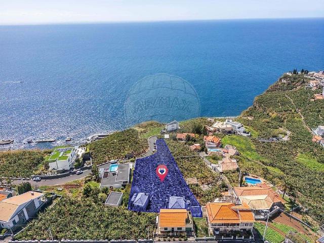 ? Vende Terreno Com Duas Moradias Para Recuperar – Ponta D. 185m² Ponta Do Sol