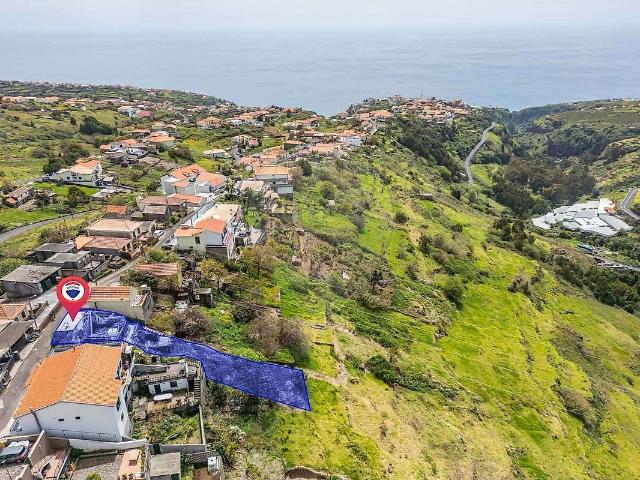 ? Vende Terreno Com Duas Ruínas – Calheta, Madeira, Portug. 122m² Calheta