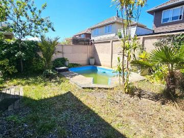Vende Amplia Casa 2 pisos Portal San Pedro 1593 | Dormitorios por 4000.00 en San Pedro de la Paz