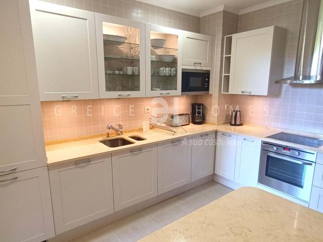 VENDE APARTAMENTO T3 TERREO EM CONDOMINIO DE LUXO VILAMOURA