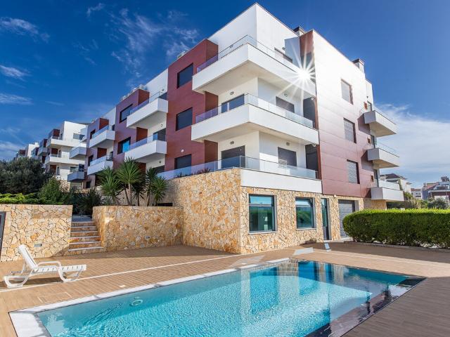 Vende Apartamento T2+1 Ericeira 1 km, A Casa das Casas