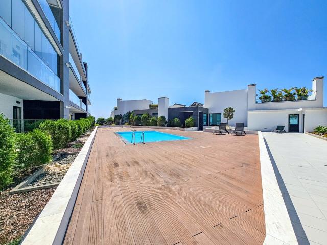 Vende Apartamento T2 Ericeira, A Casa das Casas