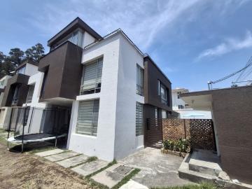 VENDE CASA EN LOS CHILLOS / SECTOR COLEGIO LA SALLE