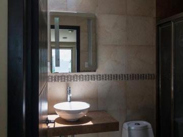 Vende Casa en Zona Plateada Priv Valle del Mayab