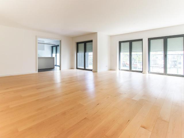 Vende construção Nova T4 Atalaia 1ºd 162m² Águas livres