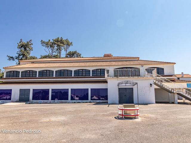 Vende Discoteca Ericeira 2 km, A Casa das Casas