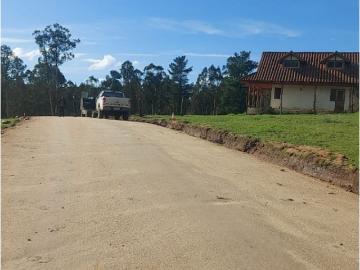 VENDE EN FUNDO LA QUIRIGUA PARCELA 5000M2 A 3MIN DE LAGO TORCA Y 7MIN DE LAGO VICHUQUEN