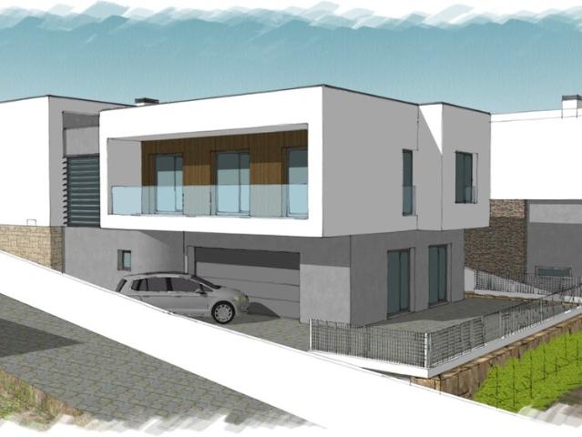 Vende Lote Ericeira 10 Km, A Casa das Casas