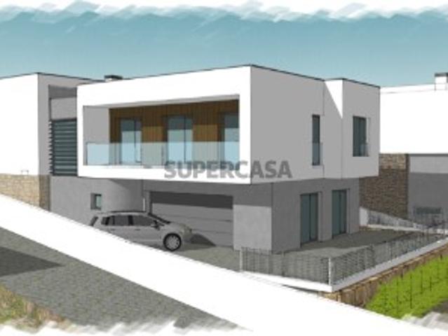 Vende Lote Ericeira 10 Km, A Casa das Casas