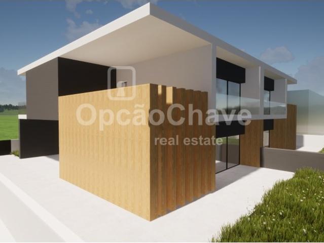 Vende moradia inicio de construção