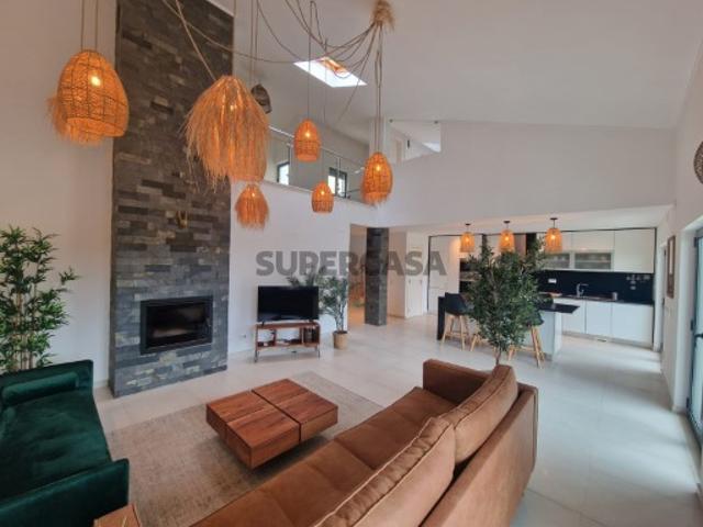 Vende Moradia T4 Ericeira 13 km, A Casa das Casas