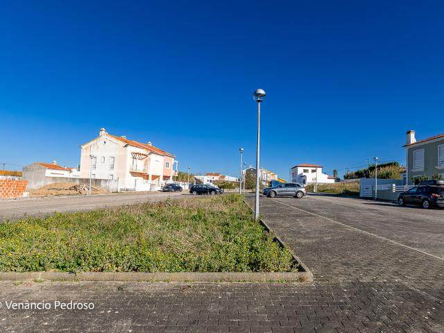 Vende Moradia T4 Ericeira 13 km, A Casa das Casas