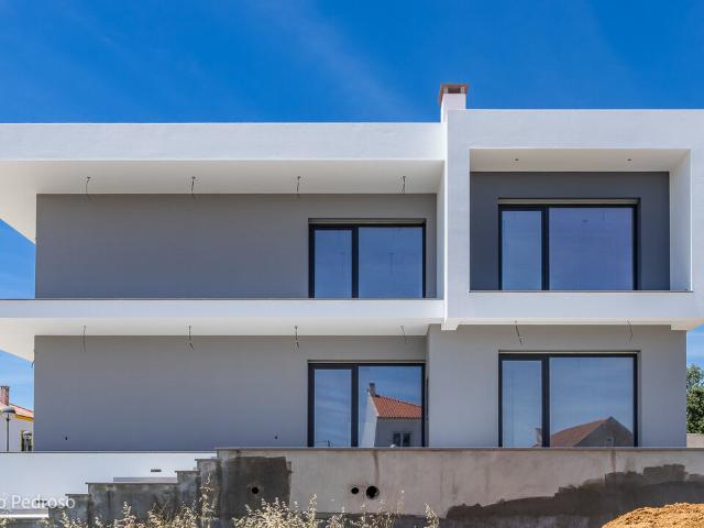 Vende Moradia T4 Ericeira 5 km, A Casa das Casas