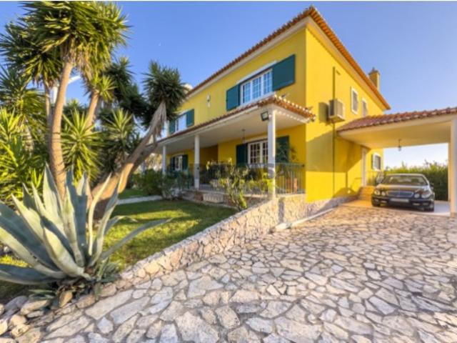 Vende Moradia T5 Ericeira 14 km, A Casa das Casas