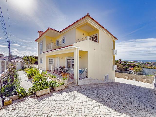 Vende Moradia T5 Ericeira 5 km, A Casa das Casas