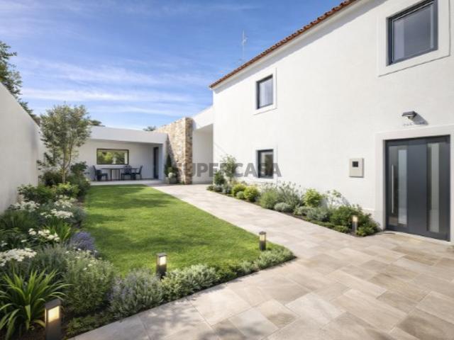 Vende Moradia T2 Ericeira 15 km, A Casa das Casas