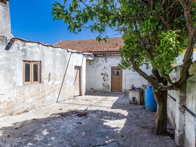 Vende Moradia T2 Ericeira 17 km, A Casa das Casas