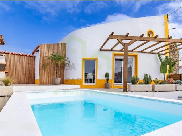 Vende Moradia T2 Ericeira 8 km, A Casa das Casas