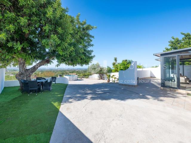 VENDE MORADIA T2 RENOVADA EM SANTA BARBARA DE NEXE