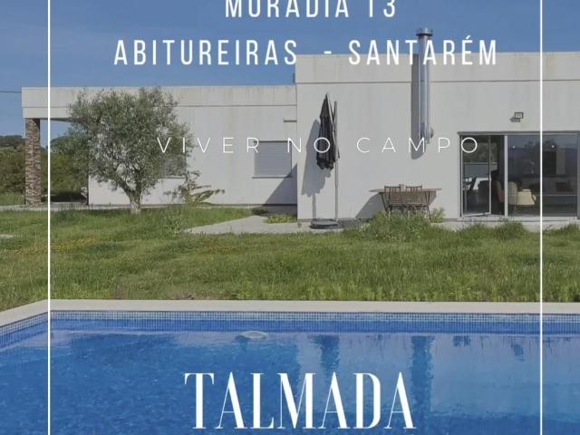 Vende | Moradia T3 | Abitureiras Sanatrém 211m² Abitureiras