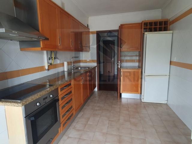 Vende se T2 com arrecadação