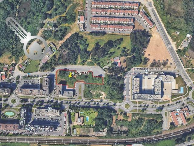 Vende se terreno para construção em altura nos Lagueirões Valongo