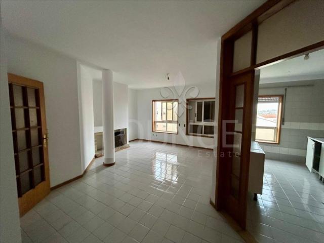 Vende se Apartamento T3 Duplex Rio Tinto, Gondomar