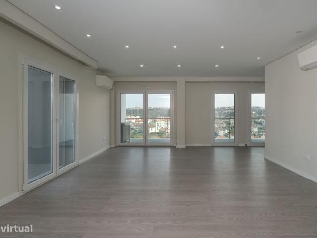 Vende se apartamento T3 no Empreendimento Solvillas