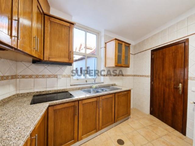 Vende se Apartamento T2 de Autor