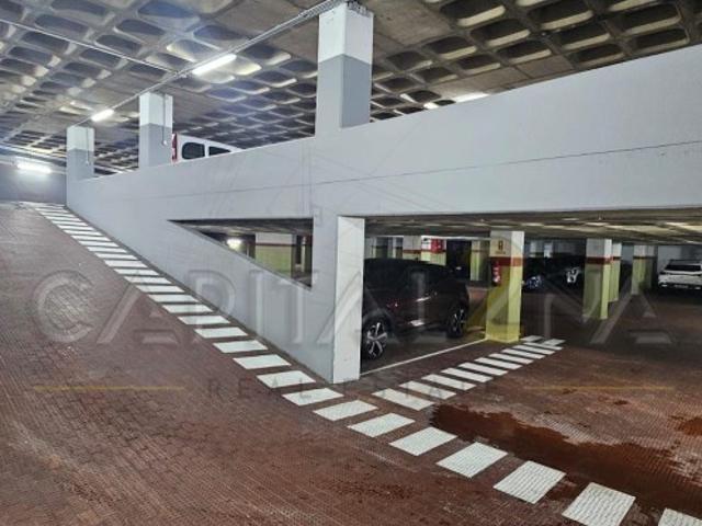 Vende se Estacionamento com Rentabilidade Centro da Amadora