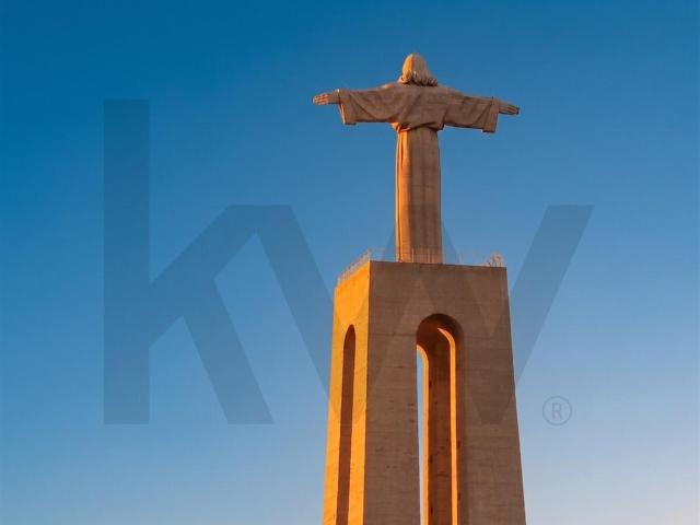 Vende Se Imóvel Com Elevado Potencial De Rentabilidade No Pr. 475m² Almada, Cova da Piedade, Pragal e Cacilhas