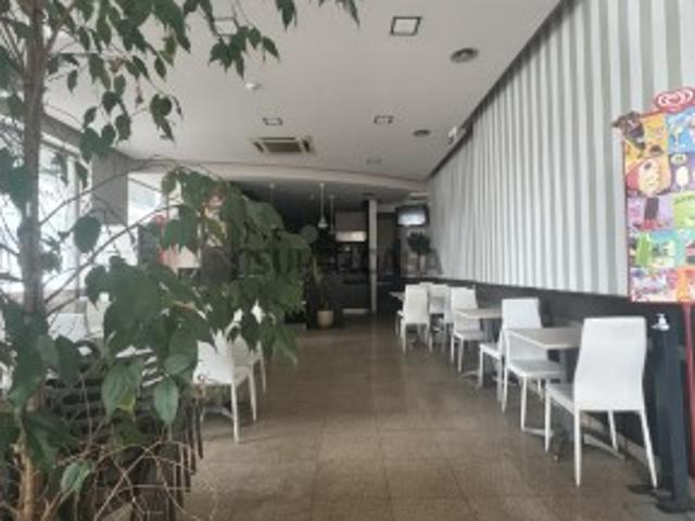 VENDE SE LOJA DE GAVETO EM PEDROUÇOS