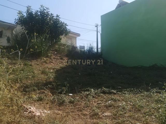 Vende se lote de terreno em Camarate amarate