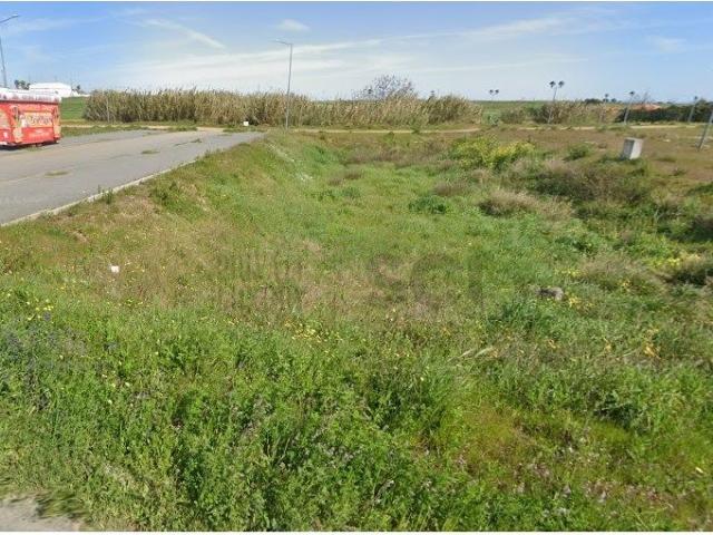 Lote de Terreno para Construo de Prdio Habitacional