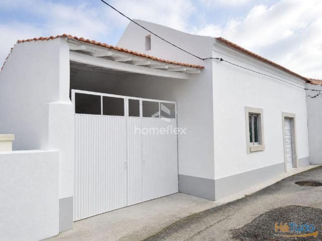 Vende se moradia para reabilitar | 26084059307