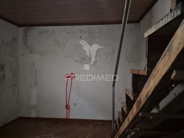 Vende se Moradia Vialonga 230.000€
