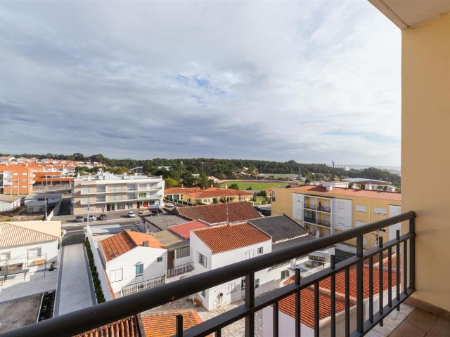 Vende Se na Nazaré Apartamento T3 com Terraço Exclusivo no T. 154m² Nazaré